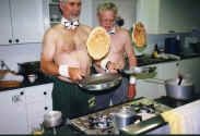 Pancakes.JPG (208914 bytes)